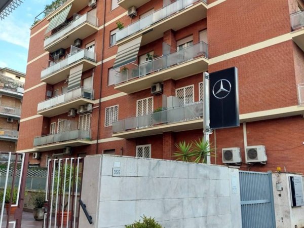 appartamento in vendita a Roma in zona Aurelio