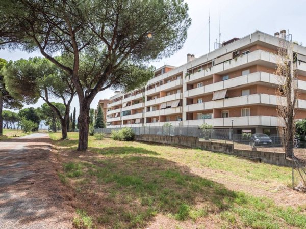 appartamento in vendita a Roma in zona Ponte di Nona