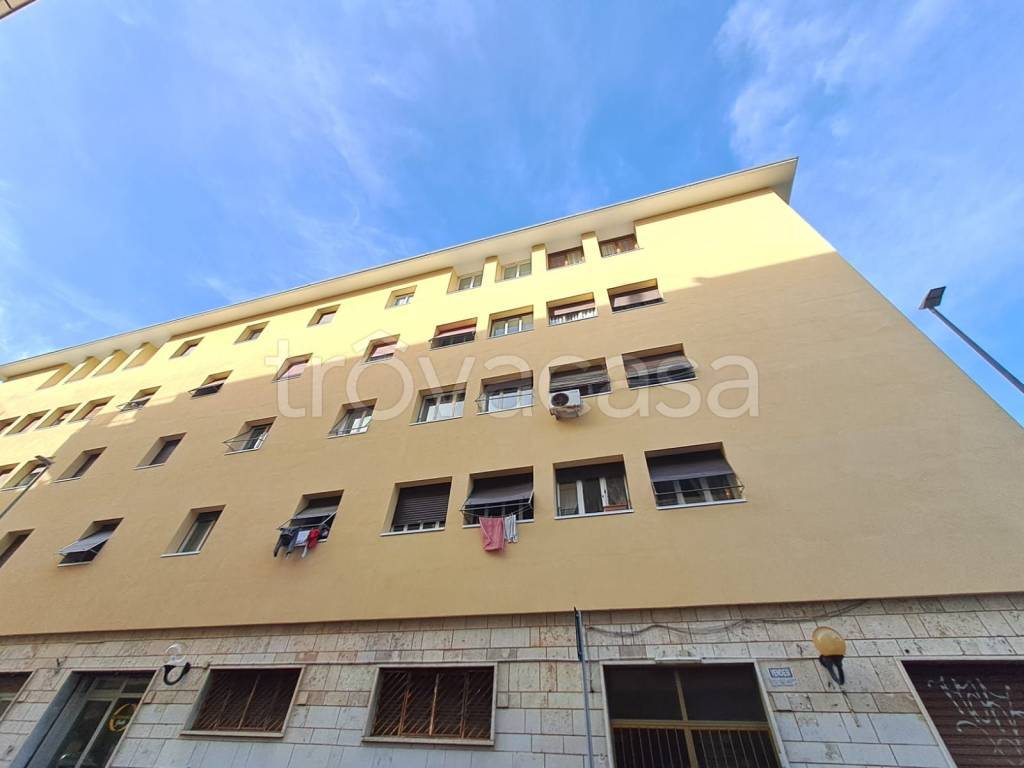 appartamento in vendita a Roma in zona Ostia