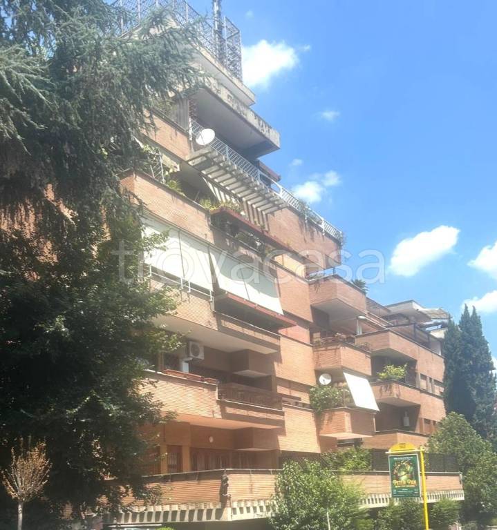 appartamento in vendita a Roma in zona Gianicolense