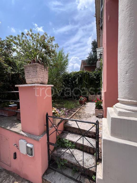 appartamento in vendita a Roma in zona San Saba - Ripa