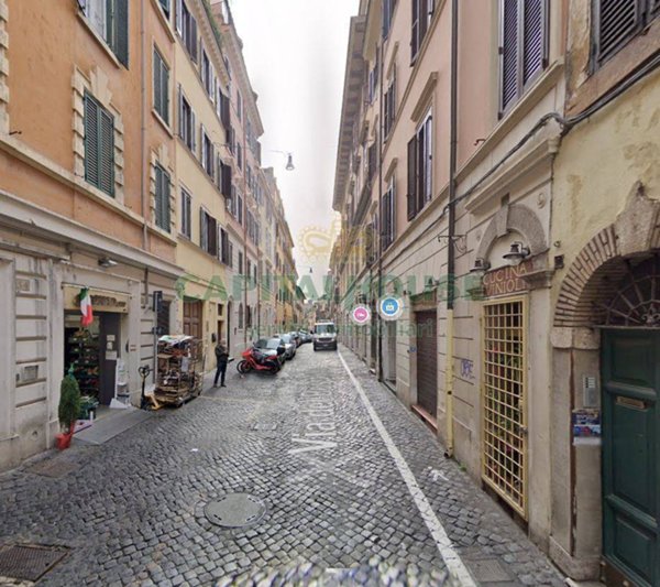 appartamento in vendita a Roma in zona Rione Monti/Campitelli