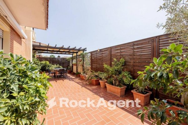 appartamento in vendita a Roma in zona Portuense