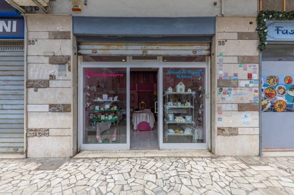 negozio in vendita a Roma in zona Alessandrino