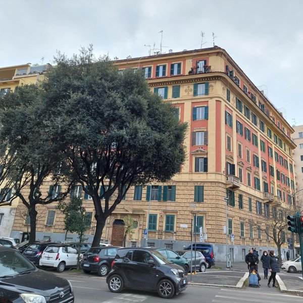 appartamento in vendita a Roma in zona Della Vittoria