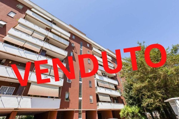 appartamento in vendita a Roma in zona Cinecittà