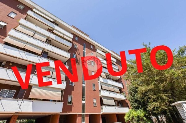 appartamento in vendita a Roma in zona Cinecittà