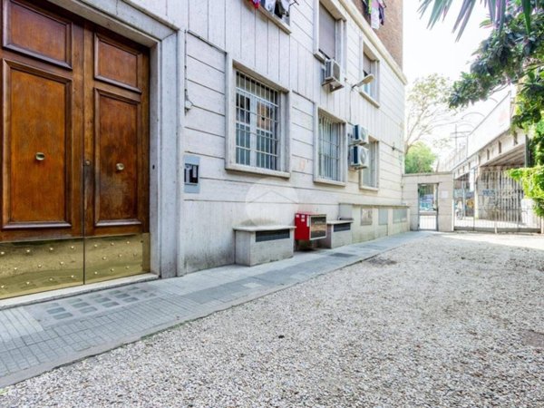 appartamento in vendita a Roma in zona Ostiense