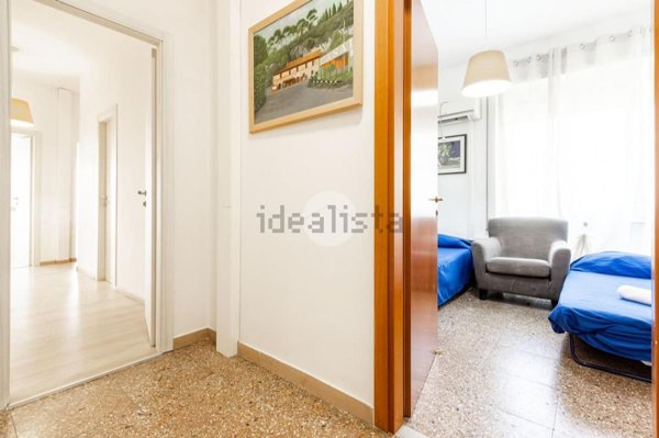 appartamento in vendita a Roma in zona Ostiense