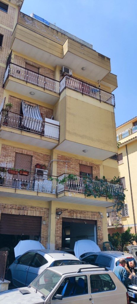 appartamento in vendita a Roma in zona Torre Maura