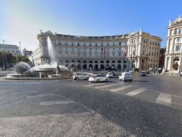 appartamento in vendita a Roma in zona Castro Pretorio