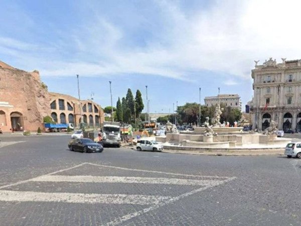 appartamento in vendita a Roma in zona Castro Pretorio