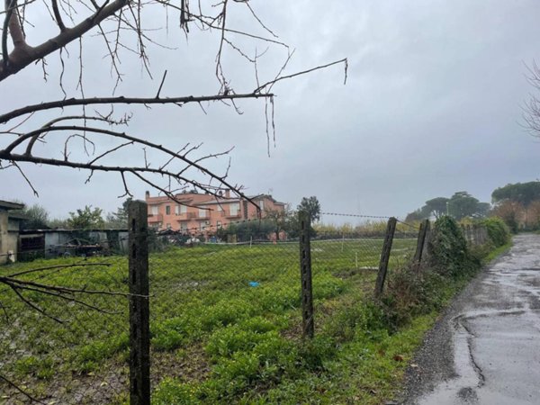 terreno agricolo in vendita a Roma