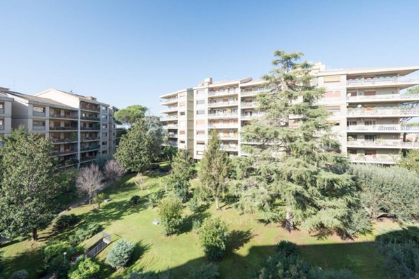 appartamento in vendita a Roma in zona Tor di Quinto