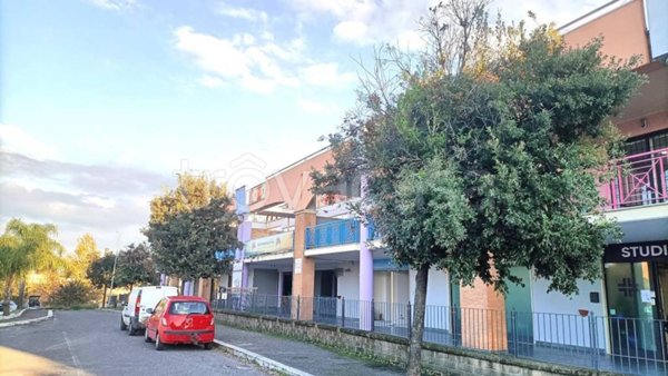appartamento in vendita a Roma in zona Acilia
