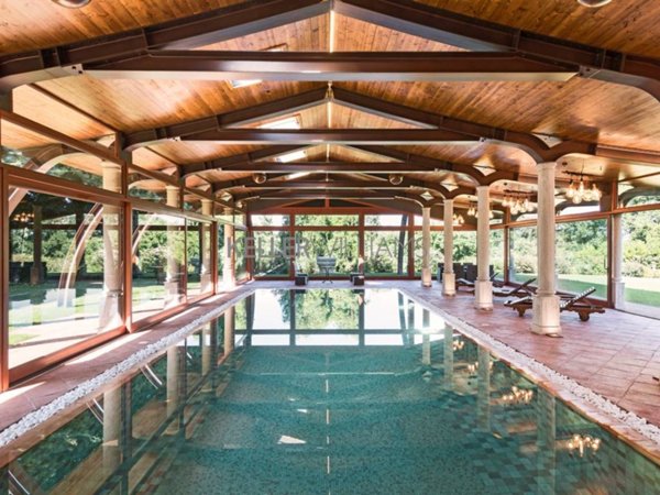 villa in vendita a Roma in zona Olgiata