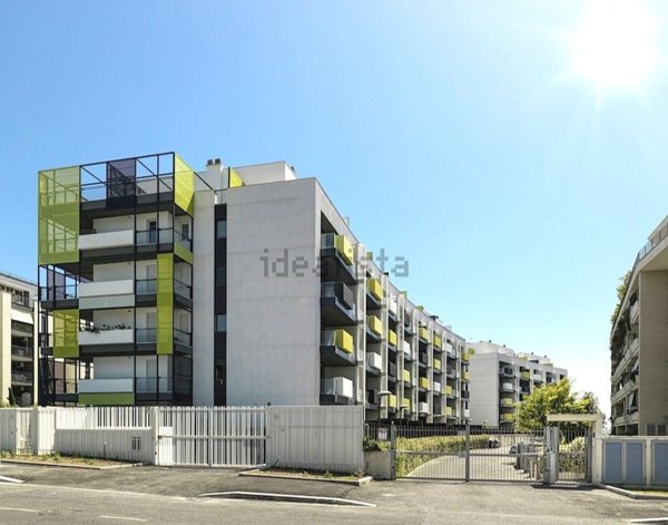 appartamento in vendita a Roma in zona Ostiense