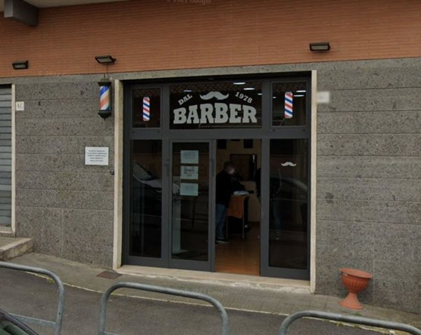 locale commerciale in vendita a Roma in zona Tor Sapienza