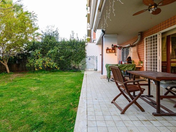 appartamento in vendita a Roma in zona Portuense