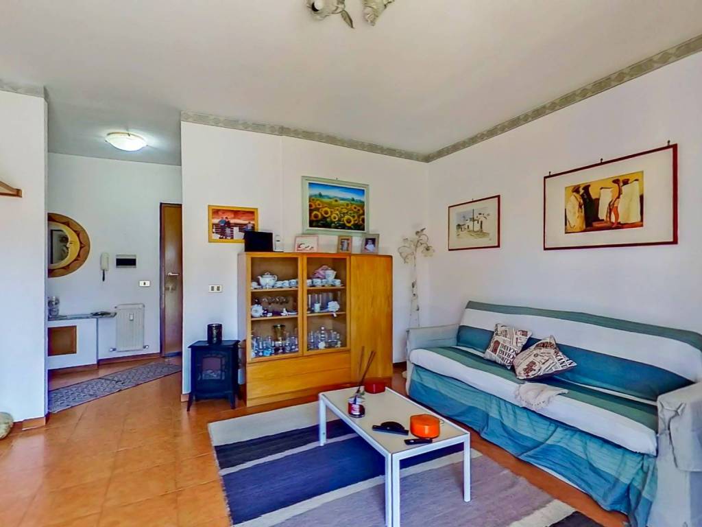 appartamento in vendita a Roma in zona Dragoncello