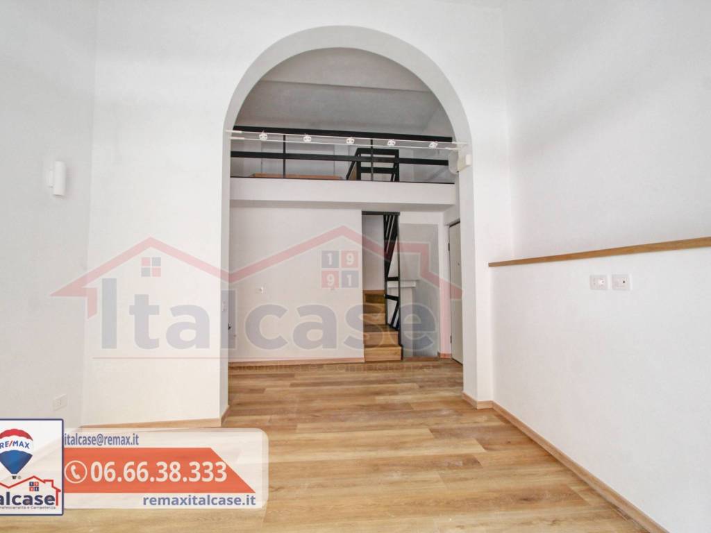 appartamento in vendita a Roma in zona Prenestino-Labicano