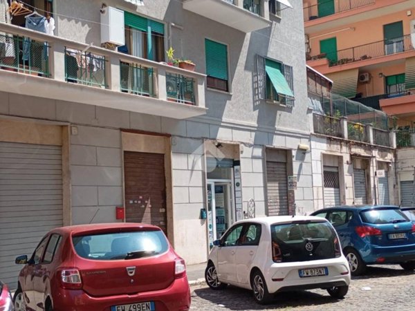 negozio in vendita a Roma in zona Prenestino-Labicano