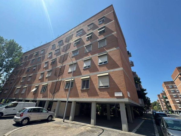 appartamento in vendita a Roma in zona Torrino