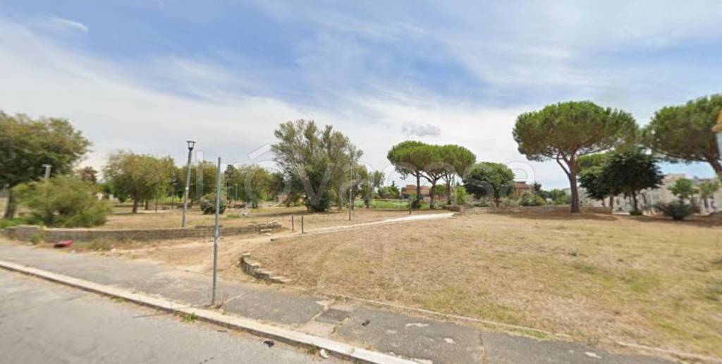 appartamento in vendita a Roma in zona Casal Palocco