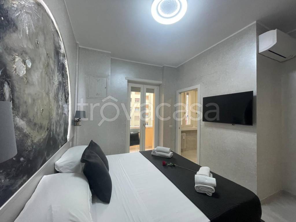negozio in vendita a Roma in zona Rione Prati