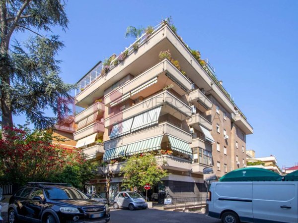 appartamento in vendita a Roma in zona Monte Sacro/Talenti