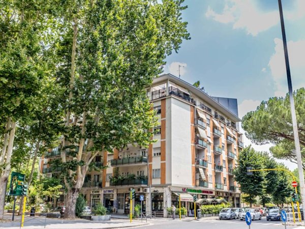 appartamento in vendita a Roma in zona Ostiense