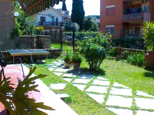 appartamento in vendita a Roma in zona Spinaceto