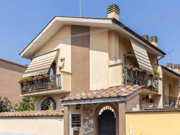 appartamento in vendita a Roma in zona Torrevecchia