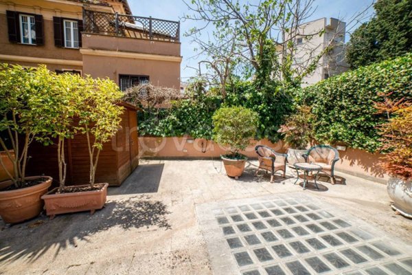 appartamento in vendita a Roma in zona Monte Sacro/Talenti