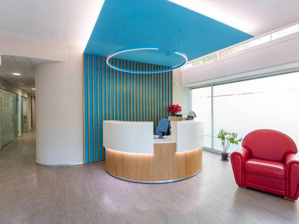 negozio in vendita a Roma in zona Ostia