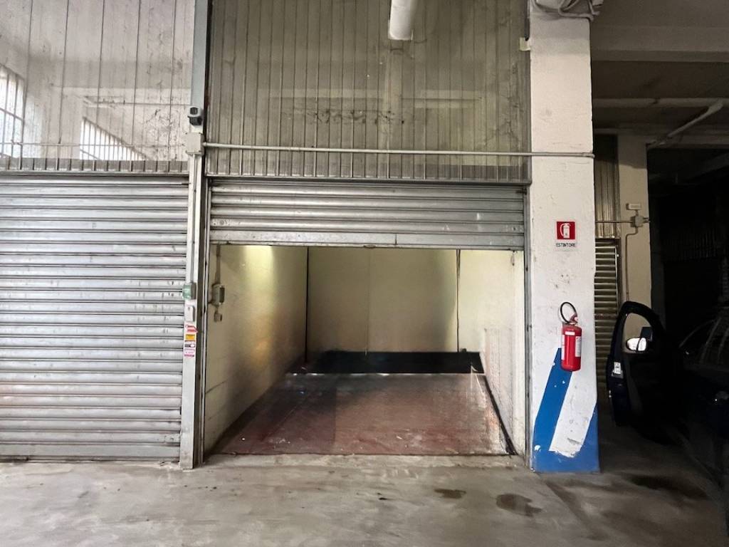 casa indipendente in vendita a Roma in zona Appio Latino