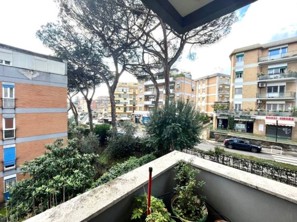appartamento in vendita a Roma in zona Grottarossa