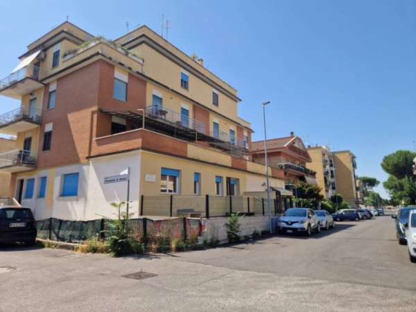 appartamento in vendita a Roma in zona Ponte Mammolo
