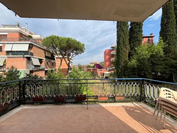 appartamento in vendita a Roma in zona Giuliano Dalmata