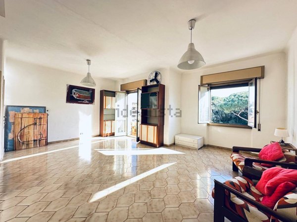 appartamento in vendita a Roma in zona San Saba - Ripa