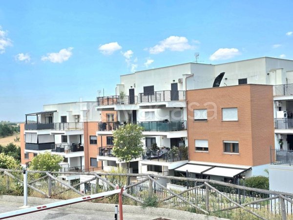 appartamento in vendita a Roma in zona Castel di Leva
