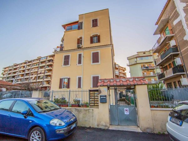 appartamento in vendita a Roma in zona Prenestino-Centocelle