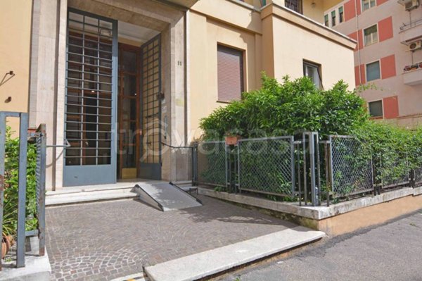 appartamento in vendita a Roma in zona Tuscolano