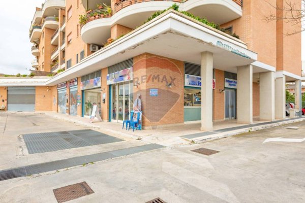 trivano in vendita a Roma in zona Settecamini