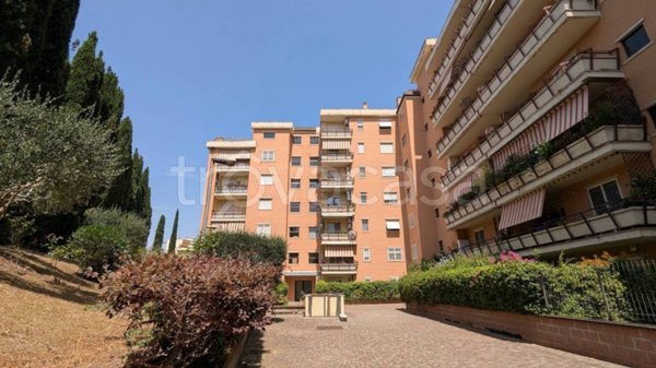 appartamento in vendita a Roma in zona Ardeatino