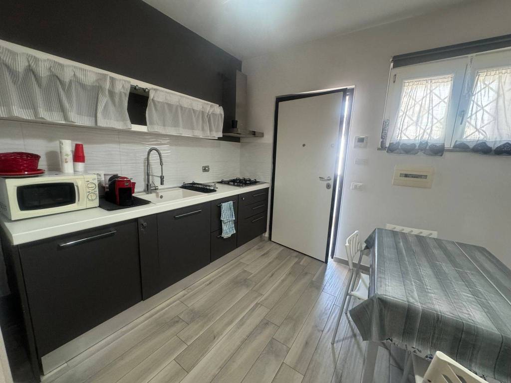 appartamento in vendita a Roma in zona Massimina/Casal Lumbroso