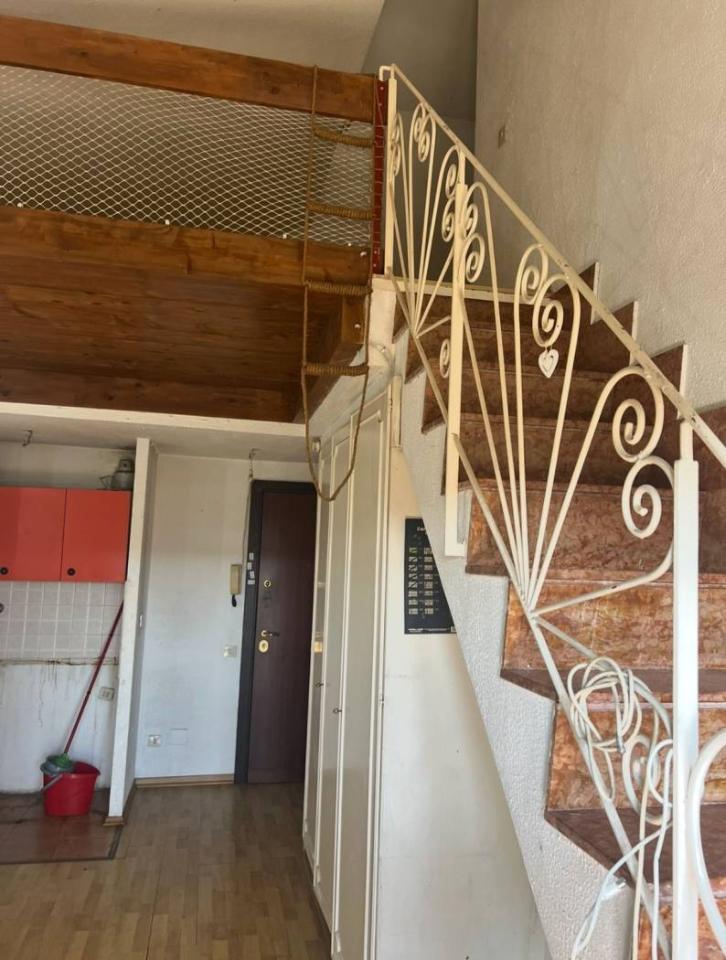 appartamento in vendita a Roma in zona Tomba di Nerone