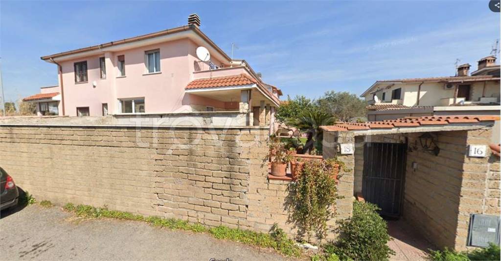 casa indipendente in vendita a Roma in zona Dragona/Bagnoletto