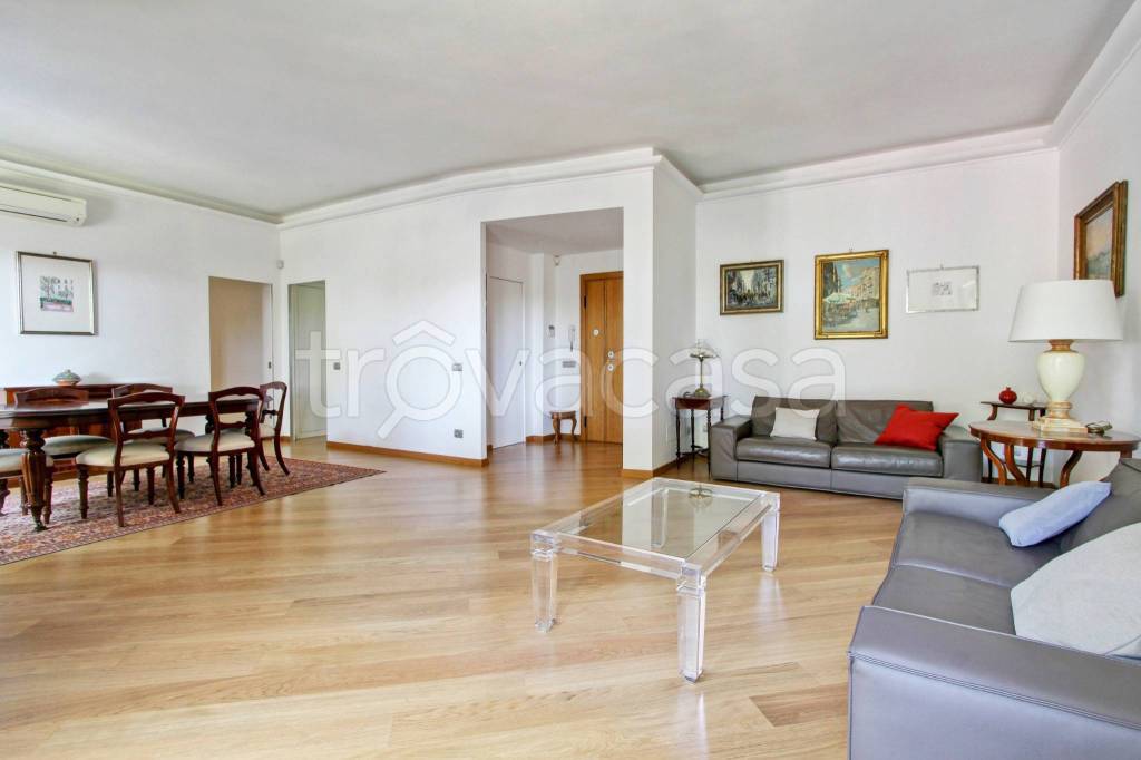 appartamento in vendita a Roma in zona Trieste