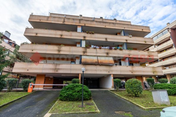 appartamento in vendita a Roma in zona Prenestino-Labicano